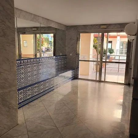 דירה Piso En Malaga. פואנגירולה